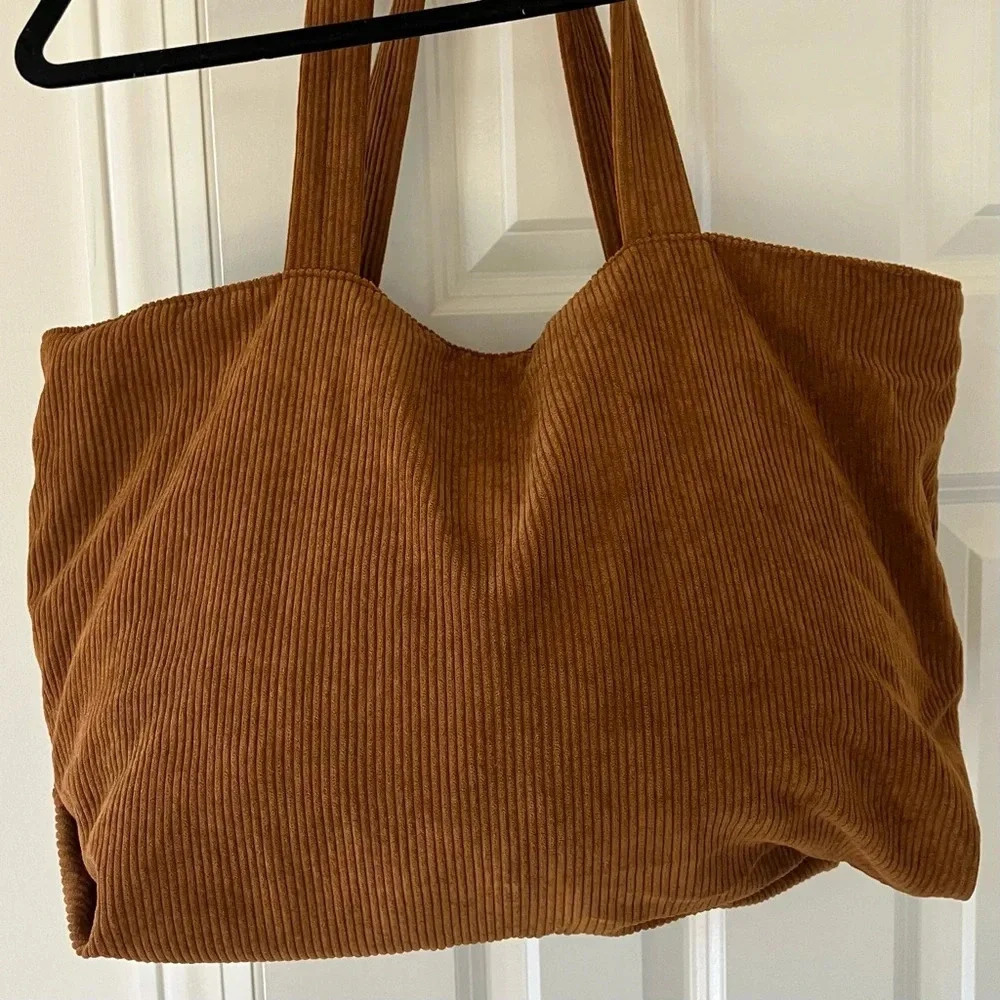EUC Hirsch + Timber Brown Corduroy Zip-up Tote Bag - Picture 3 of 9